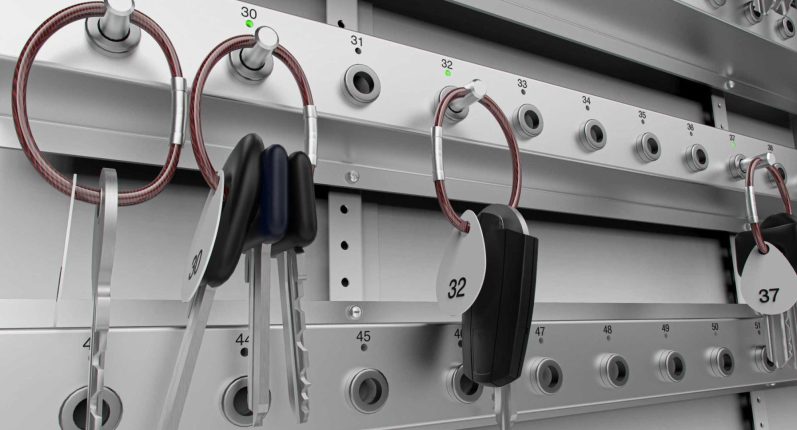Clés enfichées dans un rack  de la gamme Keycontrol.