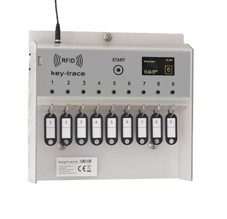Tableau à clés avec 9 emplacements et un écran tactile.